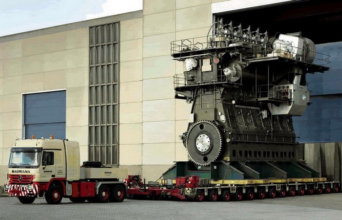 крупнейший в мире двигатель мощностью 109 000 лошадиных сил Wärtsilä 300 RT-flex96C