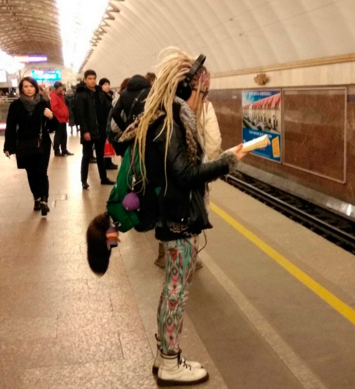 Модные граждане из российского метро