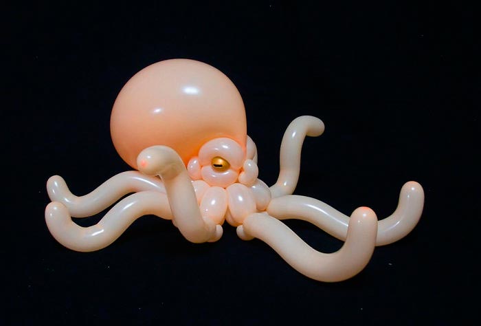 животные из воздушных шариков, японского художника Масаёши Мацумото осьминог