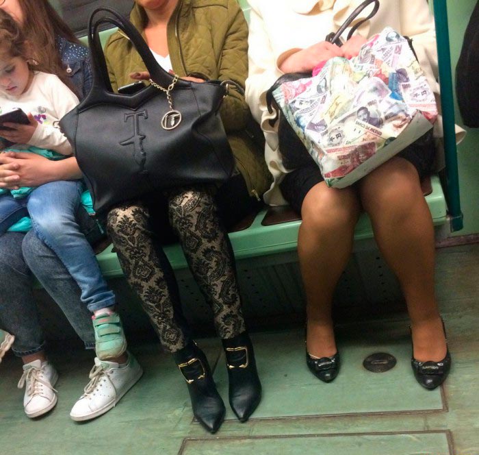 Модные граждане из российского метро
