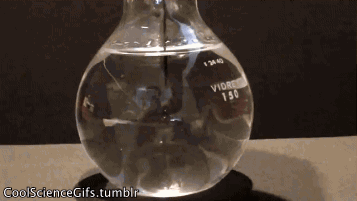 10 любопытных GIF с химическими реакциями Кристаллизация
