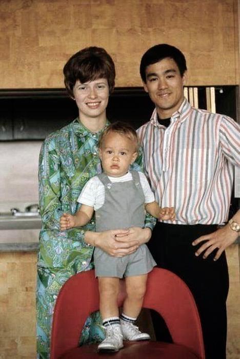 Брюс Ли Bruce Lee: редкие фотографии из семейного архива