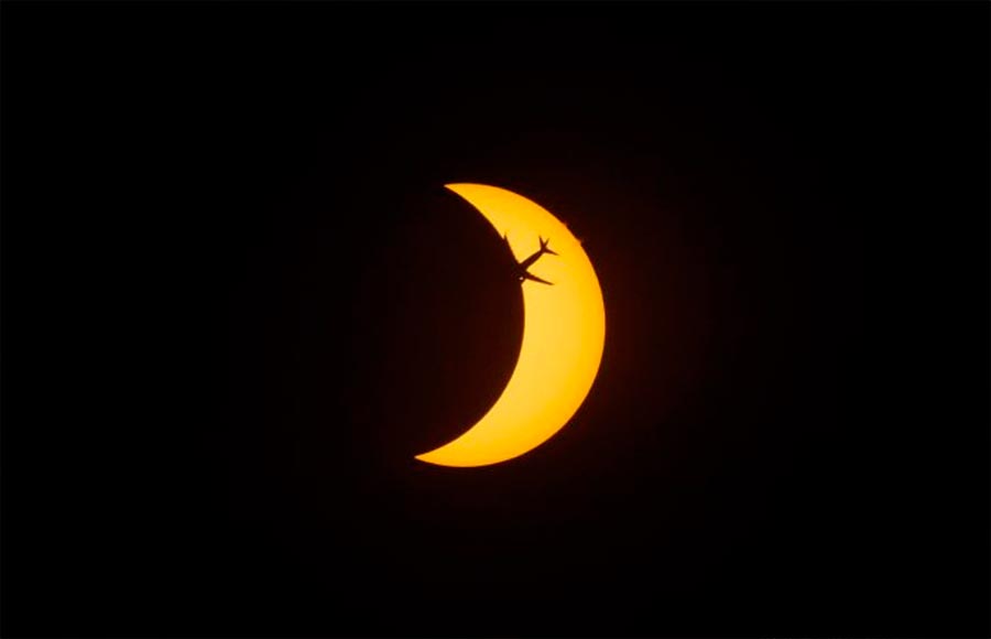 солнечное затмение solar eclipse