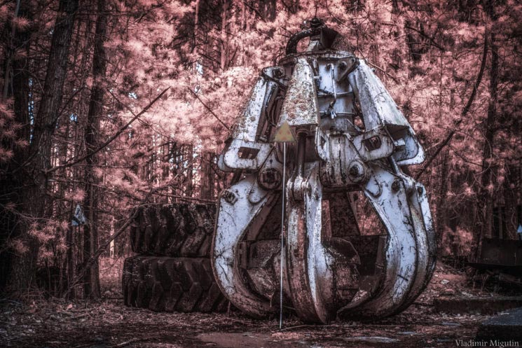 Чернобыльская зона отчуждения в объективе инфракрасной камеры