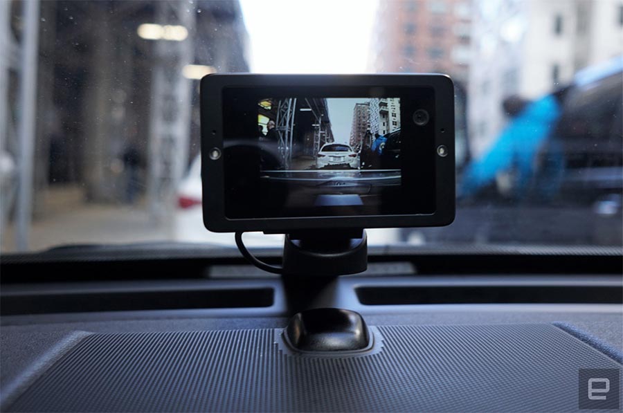 разработчик iPod представил "умный" видеорегистратор Owl Car Cam