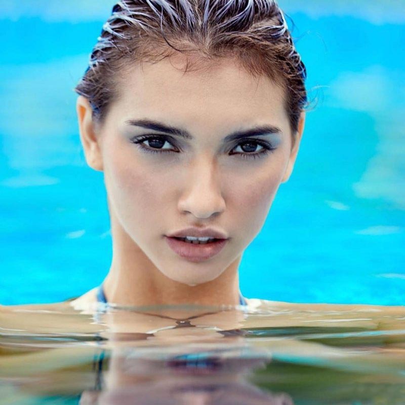 model модель Chanel Margeaux Postrel