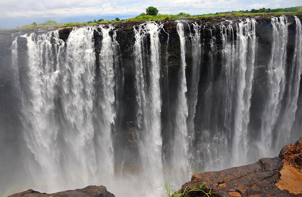 странные удивительные места Водопад Виктория Замбия Зимбабве
