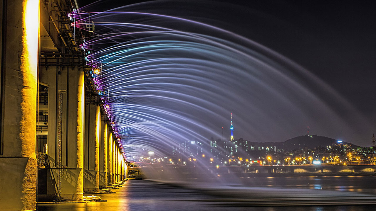 Мост-фонтан «Банпо» (Сеул, Южная Корея)