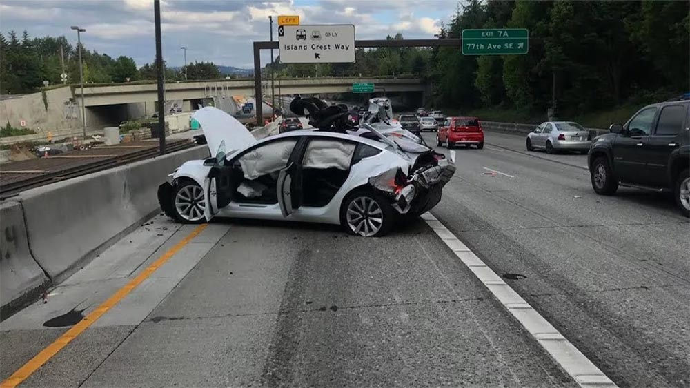 Согласно исследованиям, Tesla возглавляет список самых опасных автомобилей